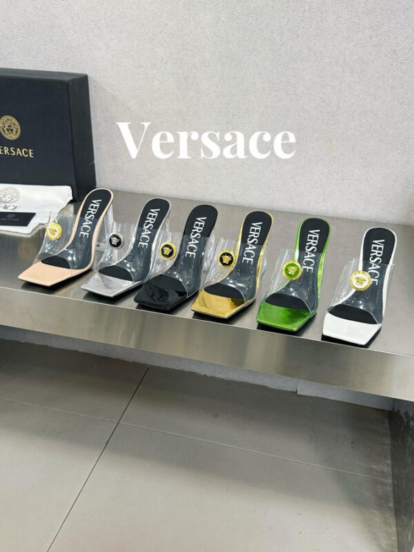 Guốc Cao Gót Versace Medusa