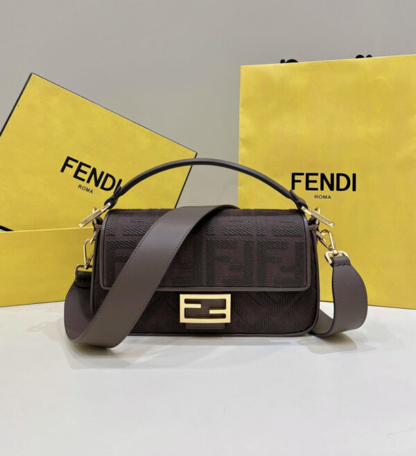 Tui Fendi Baguette 1 2 Túi Fendi Baguette